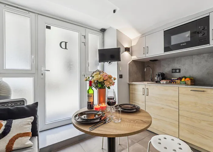 Lavie Maison - Basement Front Palais Royal